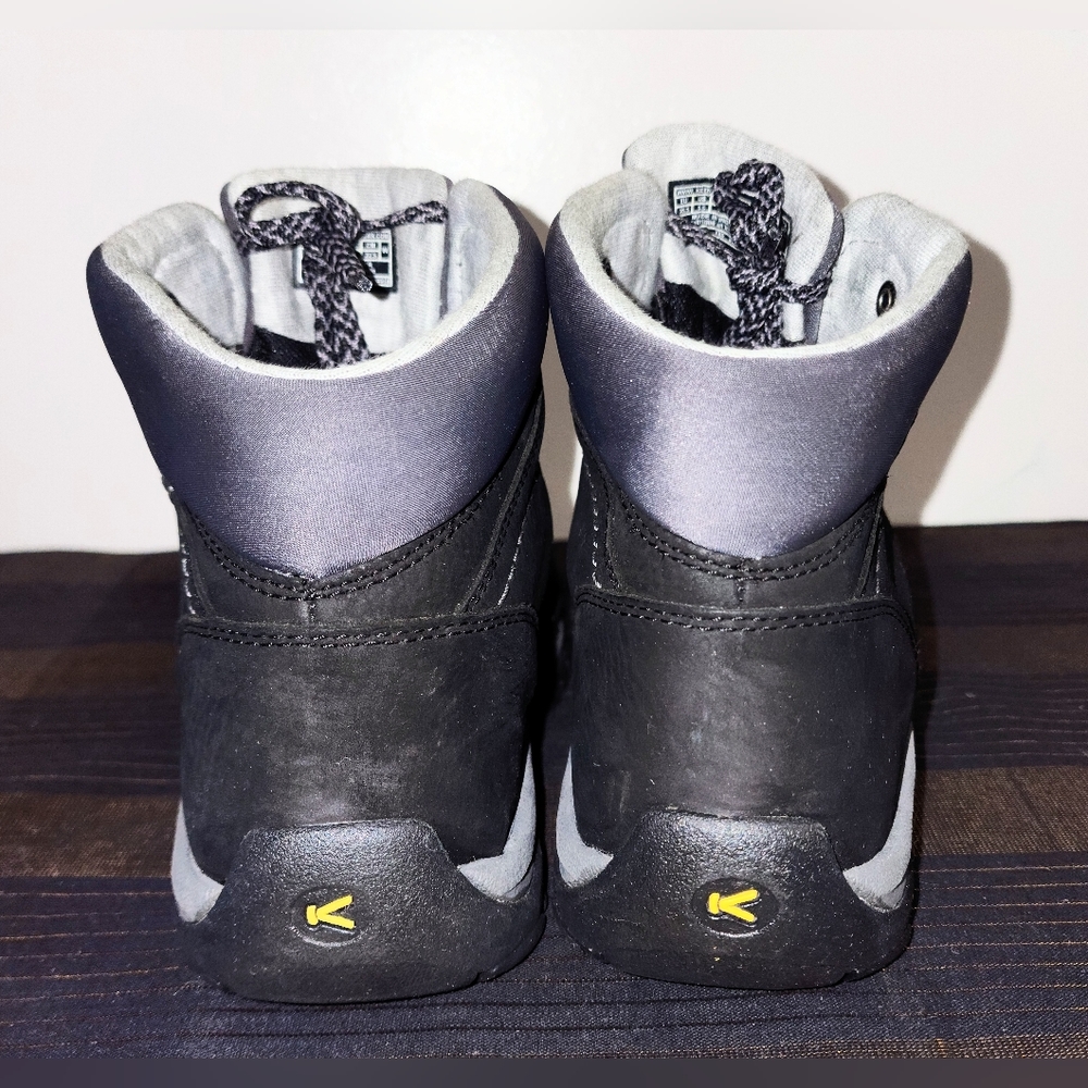 KEEN KACI size 5.5 Black HighTop Lace-up Winter Waterproof Insulated Boots - Picture 12 of 12